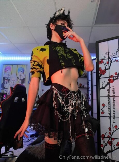 willzoneium model pornographic pictures