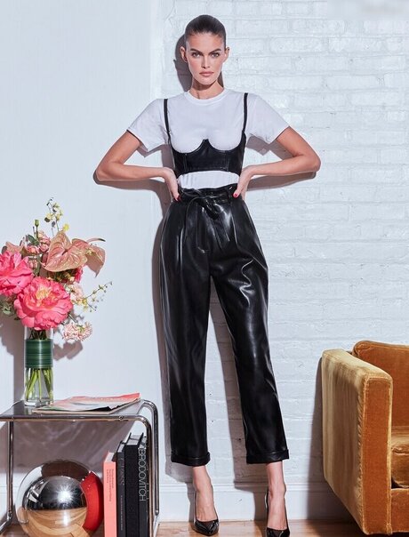 Kamila Hansen star hot images