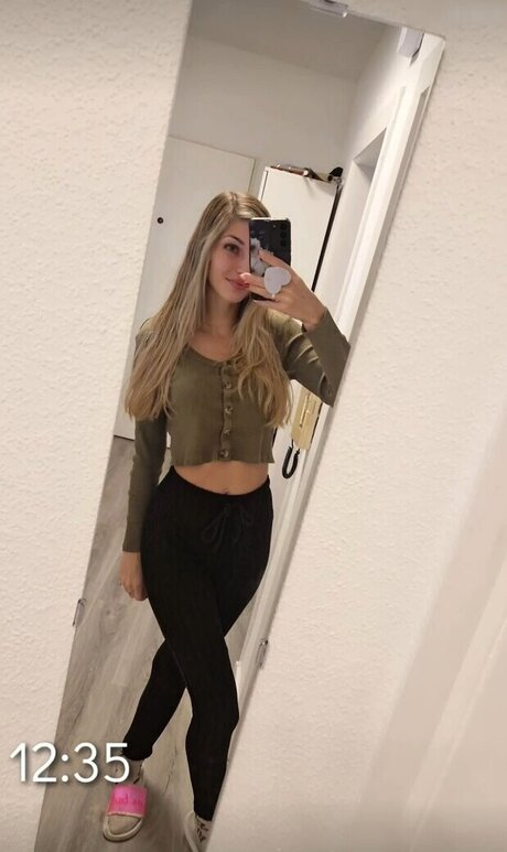 its sunny93 star art pics