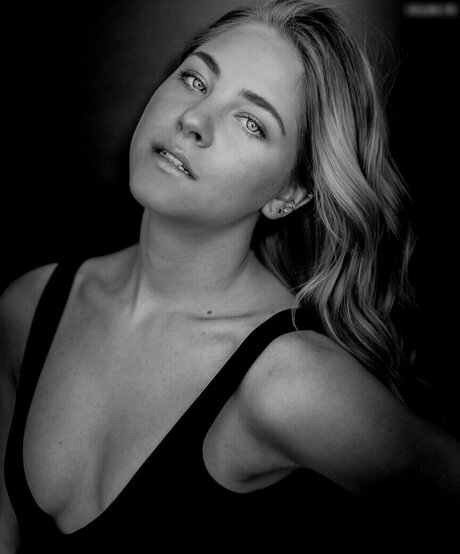 Diana zur L wen adult model photos