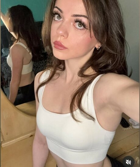 Zion Diamond nude pornstar pictures