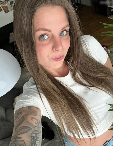 Steffania Morello nude pornstar pics