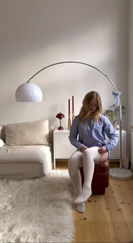 pdm clara naked actress gallery