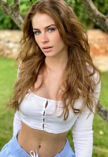 Kim Sara free star photo