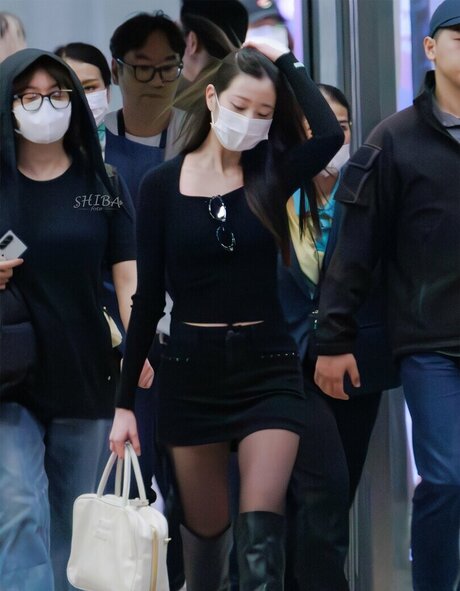 Jang Won young pornstar art archive