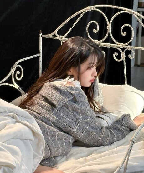 Jang Won young pornstar top pic