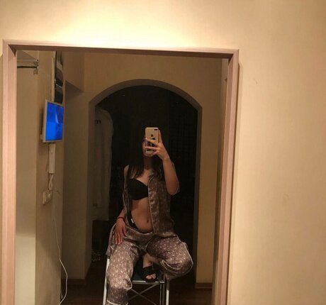 midget naked onlyfans sexy nudes picture