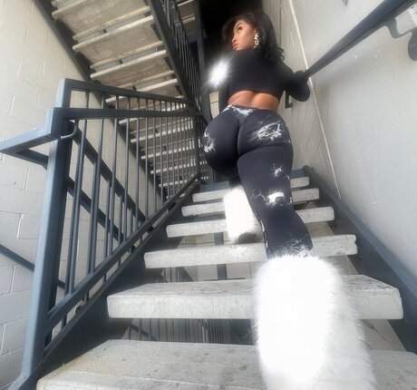 Thefricanbeauty star pornographic photos