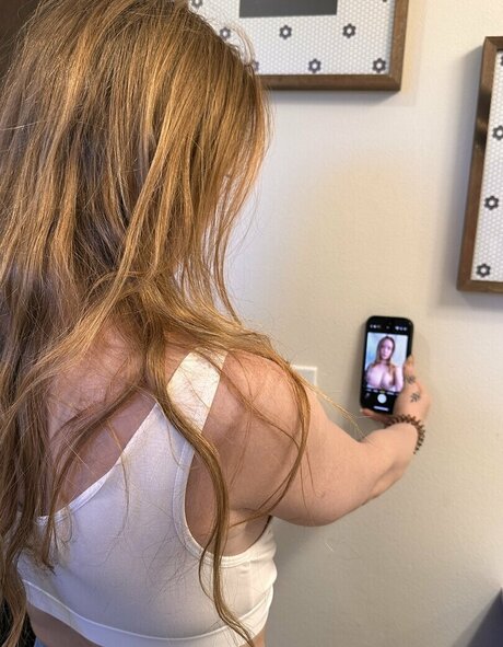 Emyleja porn model photos