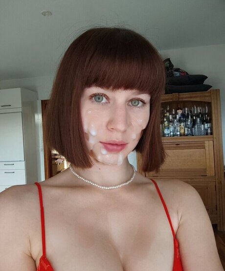 Facialize Me pornstar adult pictures