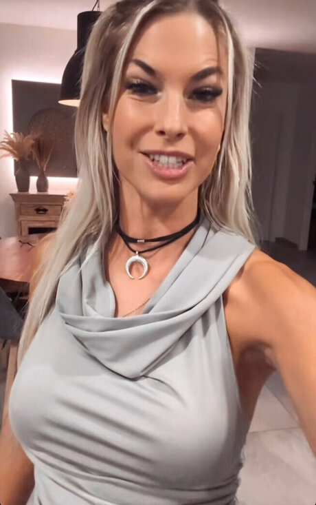 Isi Gl ck porn star images