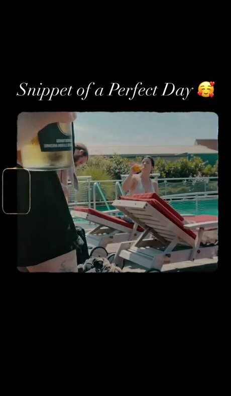 FreakinMagical nude pornstar pic