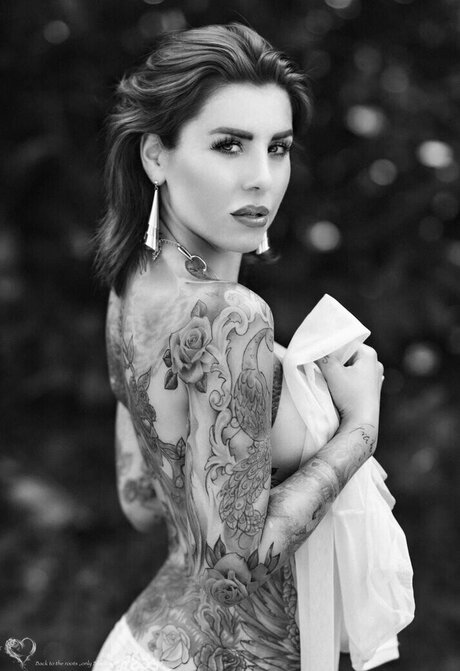 Kate Merlan actress photos