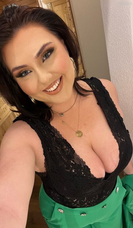 JohannaMuellner pornstar erotic image