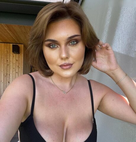 JohannaMuellner pornstar adult photo