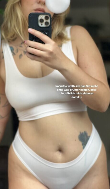 Viky kid top actress pictures