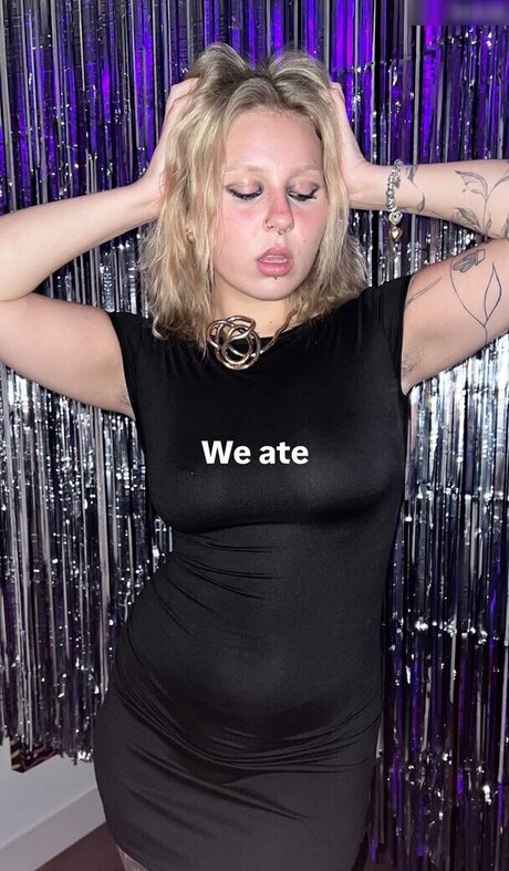 Viky kid exclusive actress galleries