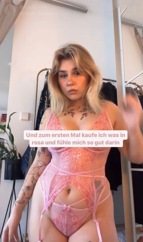 Viky kid xxx pornstar archive