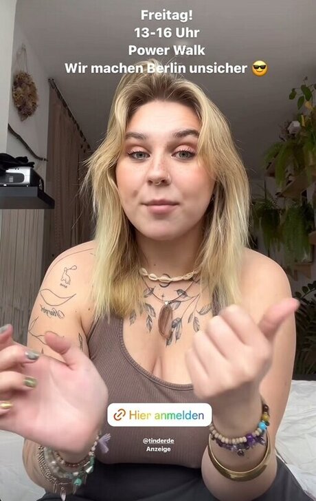 Viky kid pornstar erotic pic