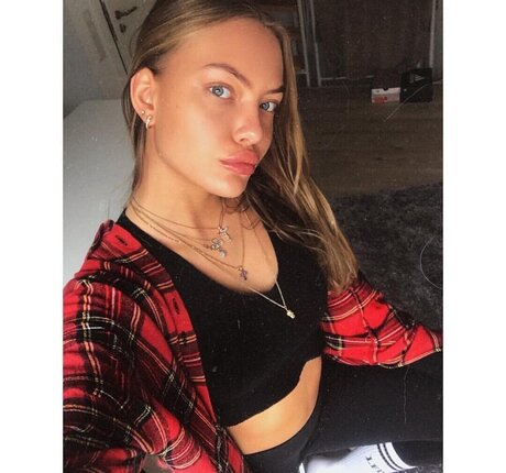 thigh high boots onlyfans sex galleries