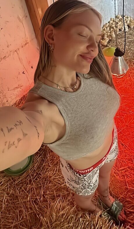 Cheyenne Ochsenknecht pornstar art image