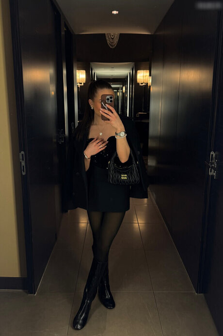 Emmy jt model best pictures