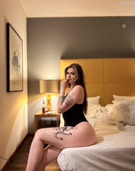 Feneliactx best actress pics