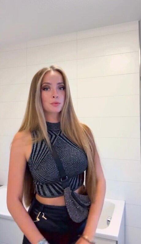 Lea Katharina Maria pornstar hd gallery