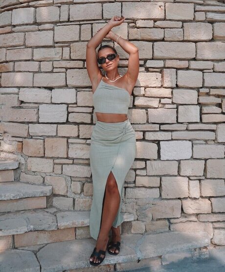 Alina Wachinger porn actress gallery