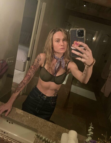 OOPS International hd model photos