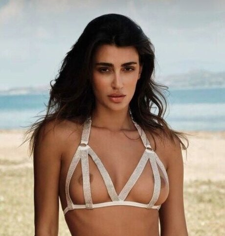 popular asian onlyfans best photo