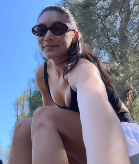 Jenny Chiu sexy actress pictures