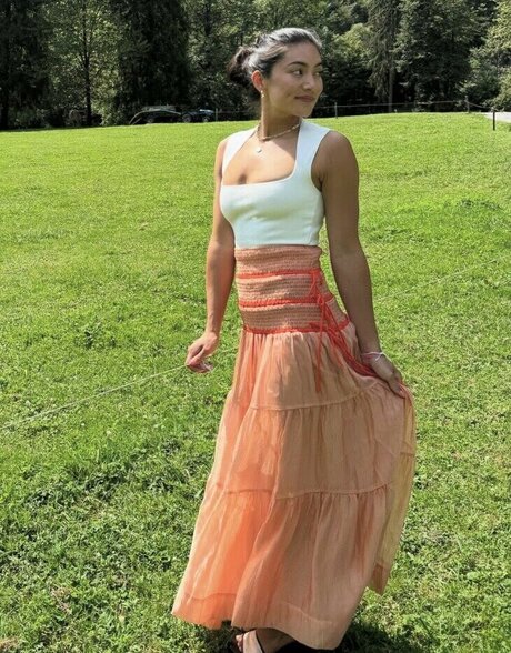 Jenny Chiu model exclusive pics