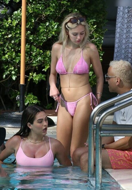 Delilah Hamlin pornstar nudes pics