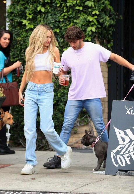 Delilah Hamlin sexy actress archive