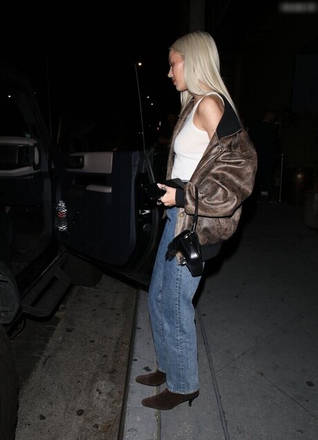 Delilah Hamlin pornstar xxx pics