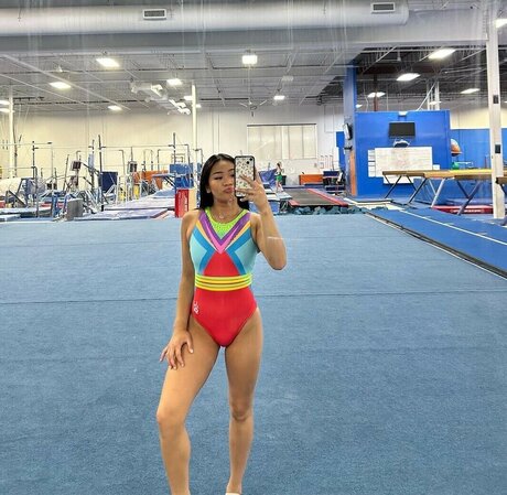 Suni Lee hot model images