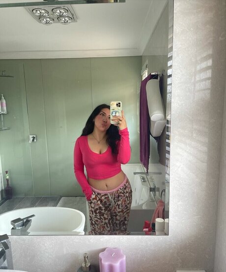 ASMR JADE pornstar pretty photos