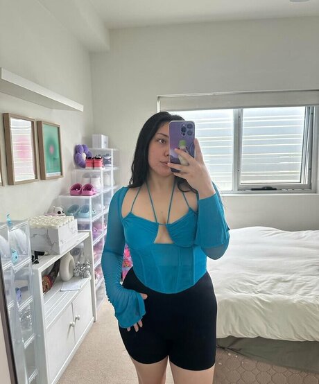 ASMR JADE art model pic