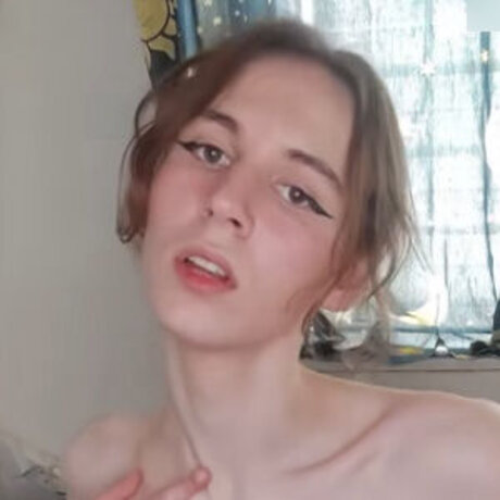 Aimeeinghigher star naked picture