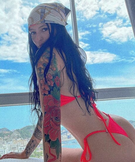 Michelle Fox exclusive pornstar photo