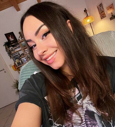 Bunnygirl model sexy photos