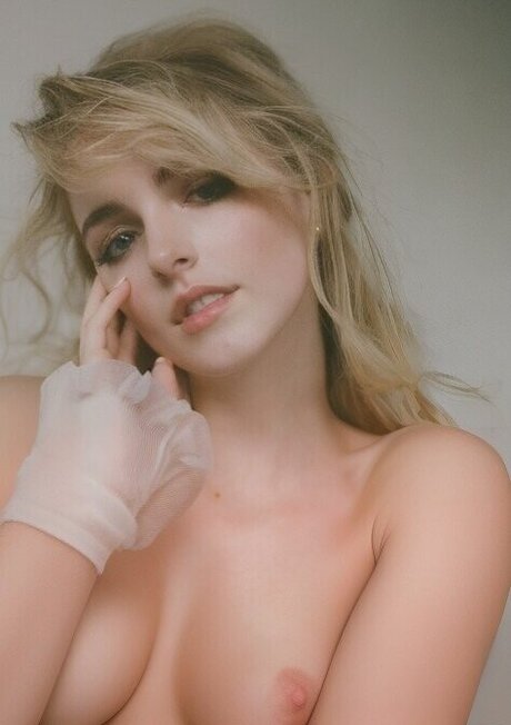 Mckenna Grace pornstar xxx image