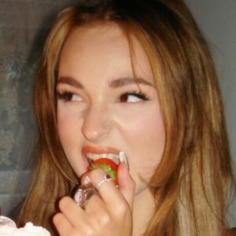 Aly Jade star top photos