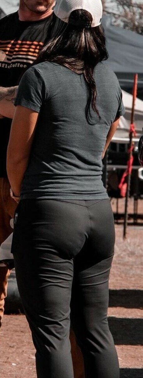 Tulsi Gabbard pretty actress pics