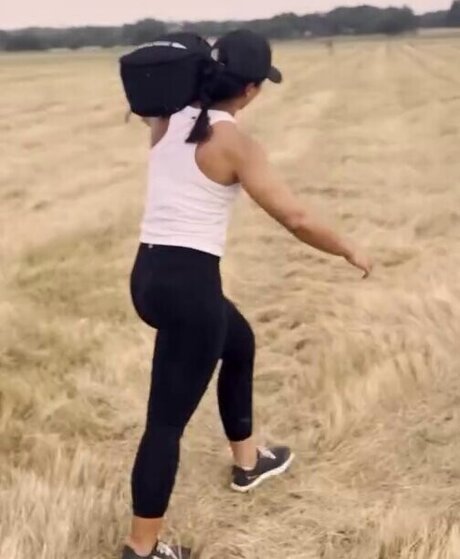 Tulsi Gabbard pornstar hot image