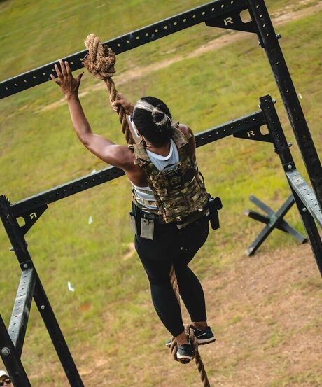 Tulsi Gabbard star high quality pic