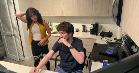 Notsoerudite exclusive star pics