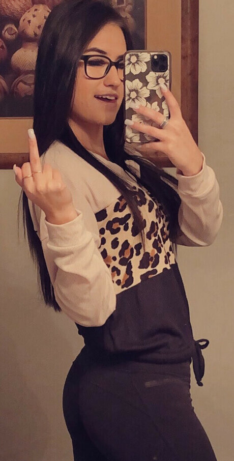 Arleigh Burke pornstar naked gallery