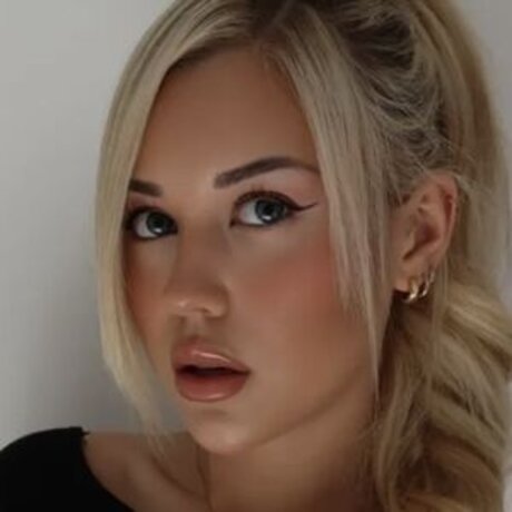 Samantra pornstar best picture